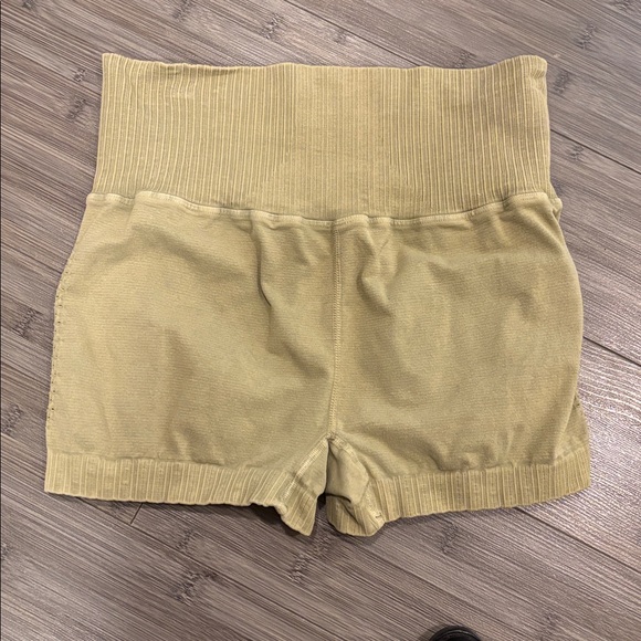 Free people fp movement good karma running Tan Ribbed Shorts vintage hemlock - Picture 5 of 6